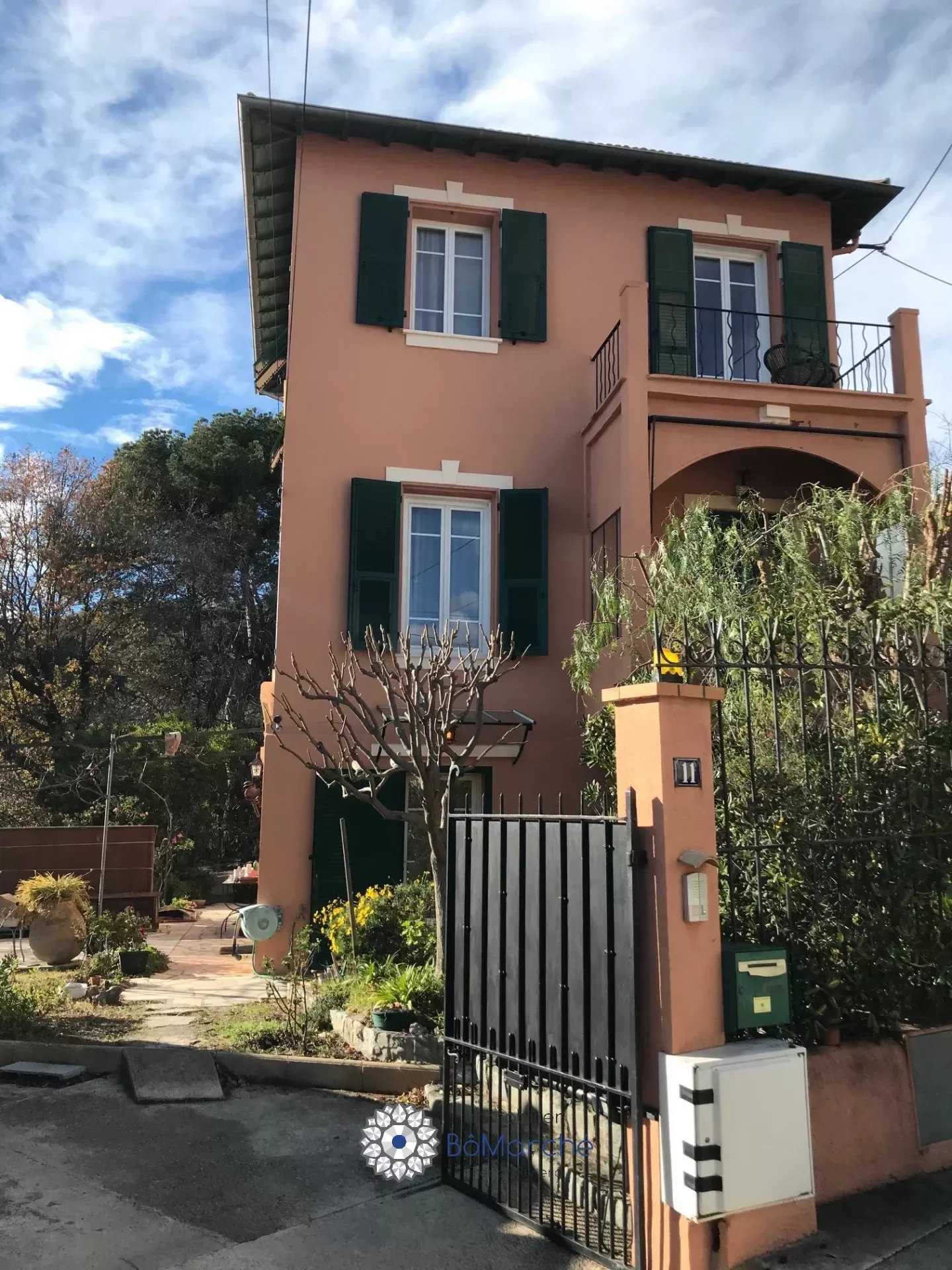casa no Le Ray, Provença-Alpes-Costa Azul 12532051