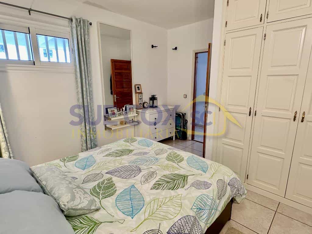 公寓 在 阿雷西费, 加那利群岛 12532560