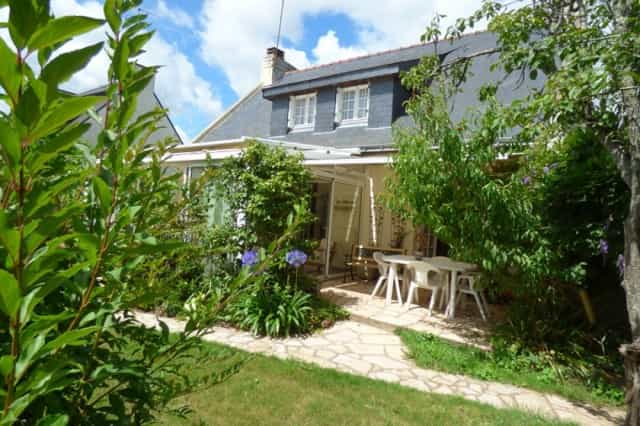 House in Malestroit, Brittany 12532773
