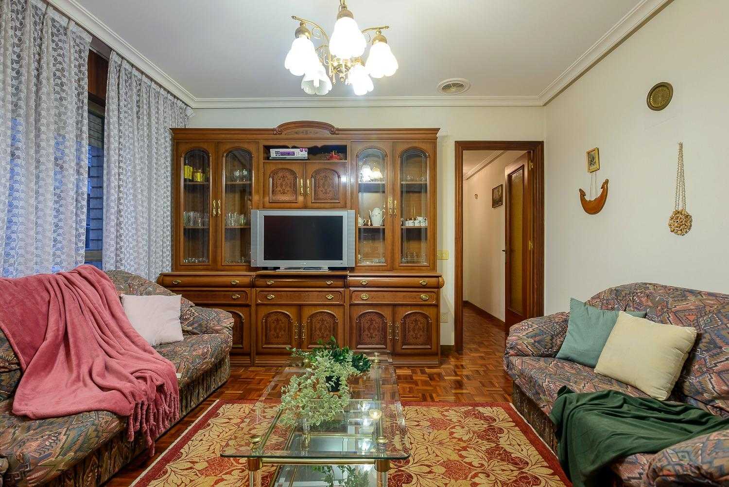 公寓 在 奧維耶多, 阿斯圖里亞斯 12533033