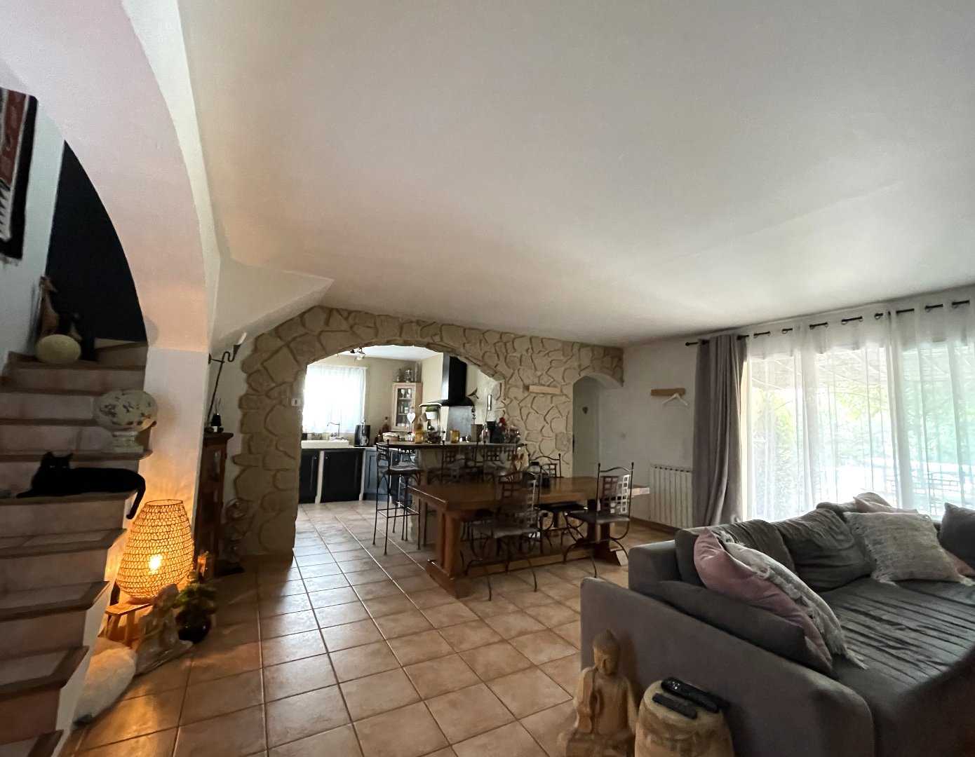 σπίτι σε Istres, Provence-Alpes-Côte d'Azur 12533301