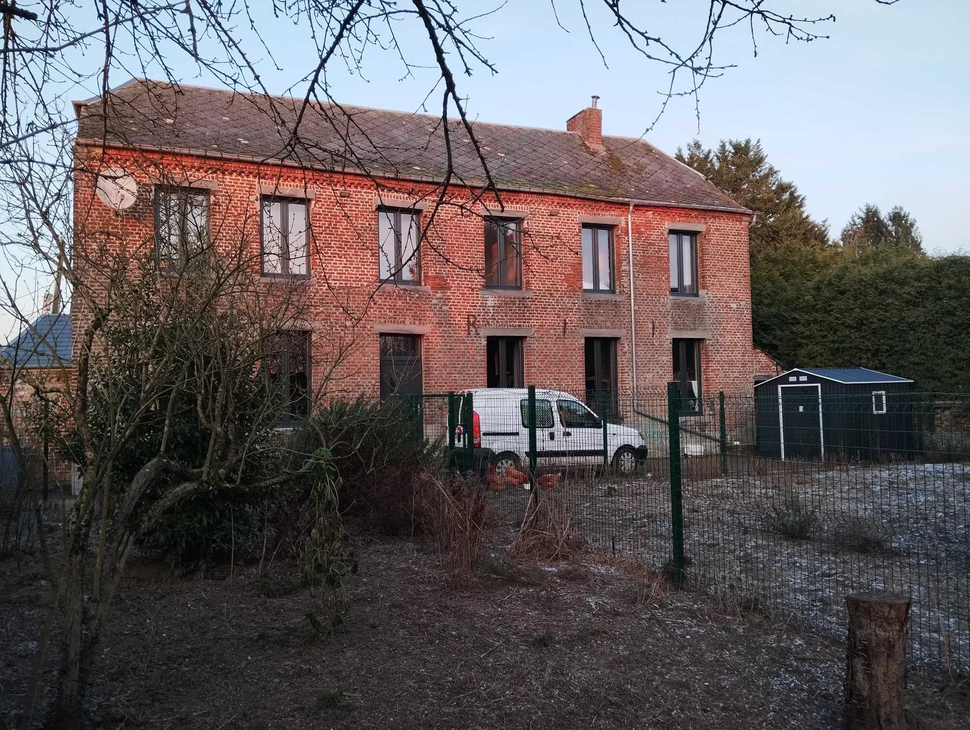 מגורים ב Avesnes-sur-Helpe, Nord 12533514