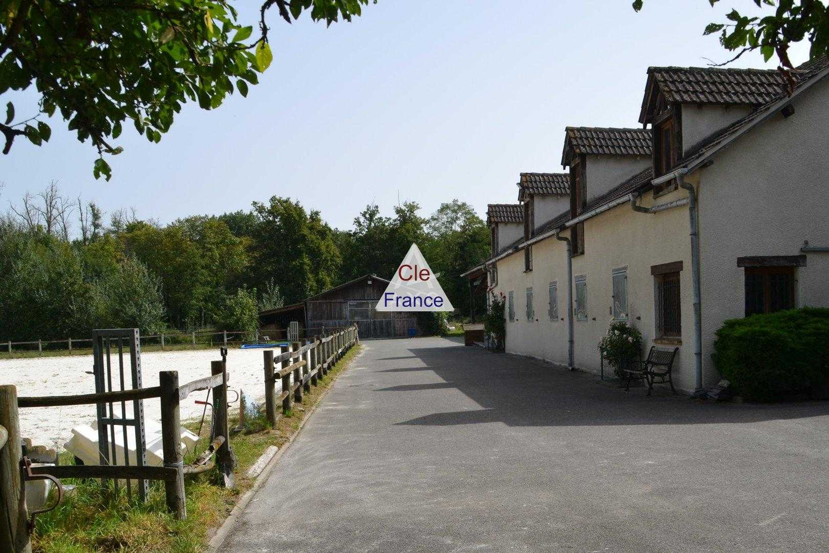 Condominio en Villemer, Ile-de-France 12534014