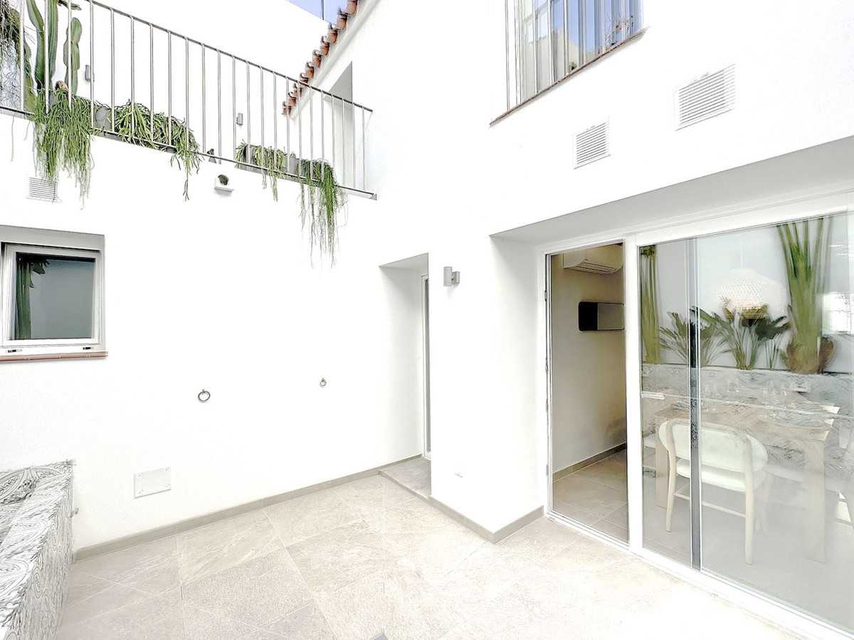 House in Moncloa, Madrid 12534128