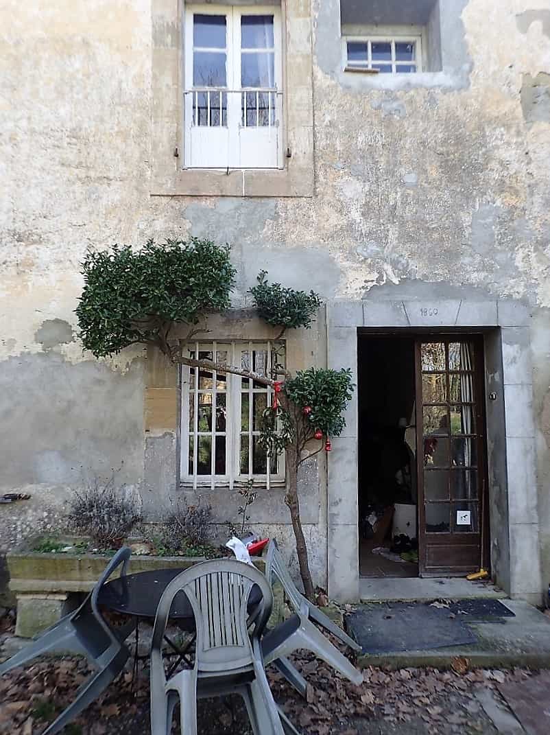 Talo sisään Carcassonne, Occitanie 12534443