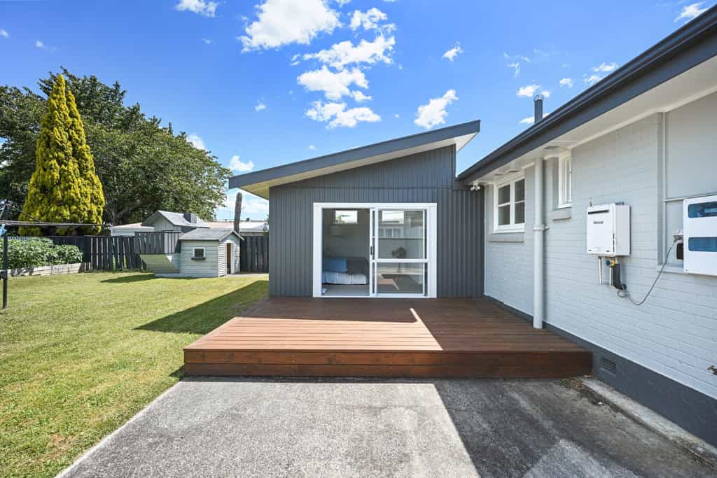 Condominium in Hamilton, Waikato 12534509