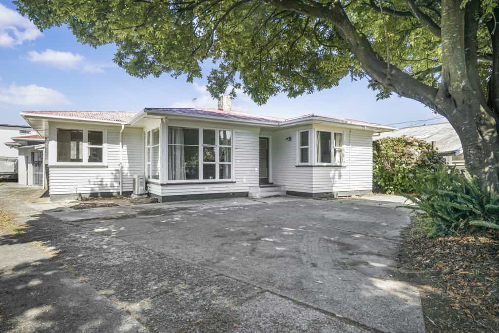 Condominium in Hamilton, Waikato 12534530