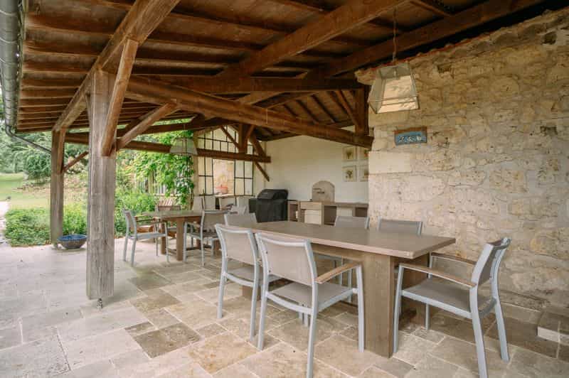 Huis in La Romieu, Occitanie 12534650