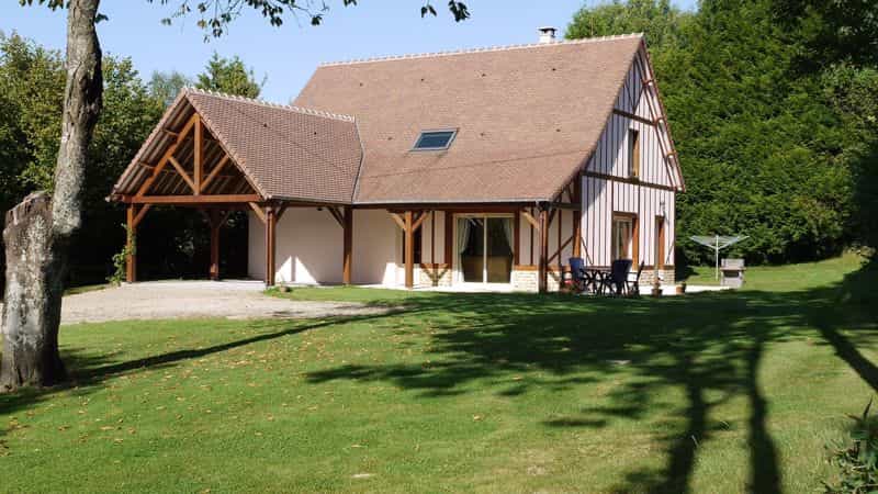 Rumah di Ceauce, Normandie 12534659
