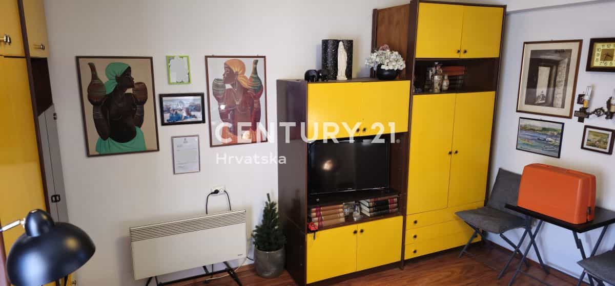 公寓 在 Biograd na Moru, Zadarska Zupanija 12534732