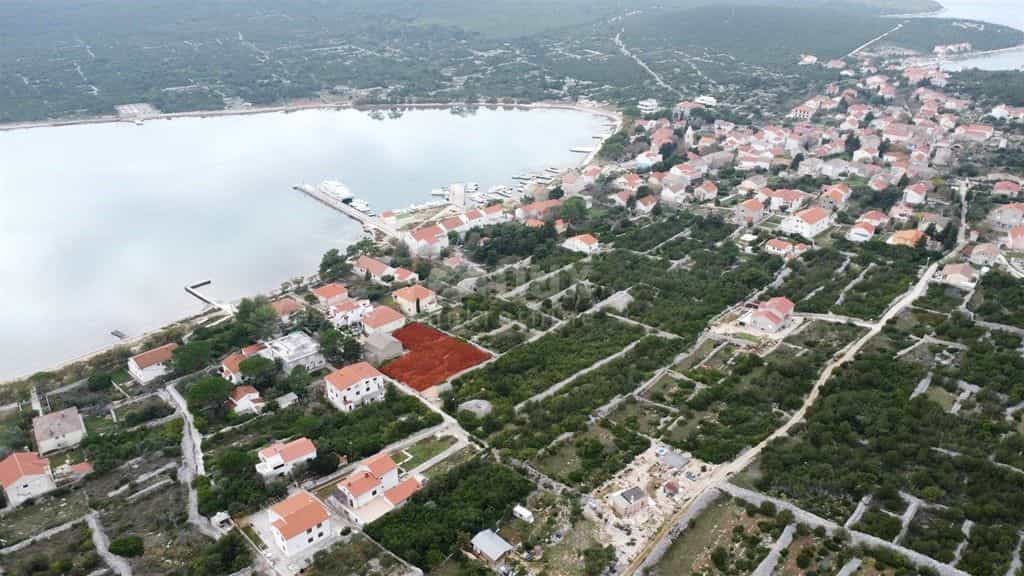 الأرض في Pedinka, Zadarska Zupanija 12534775