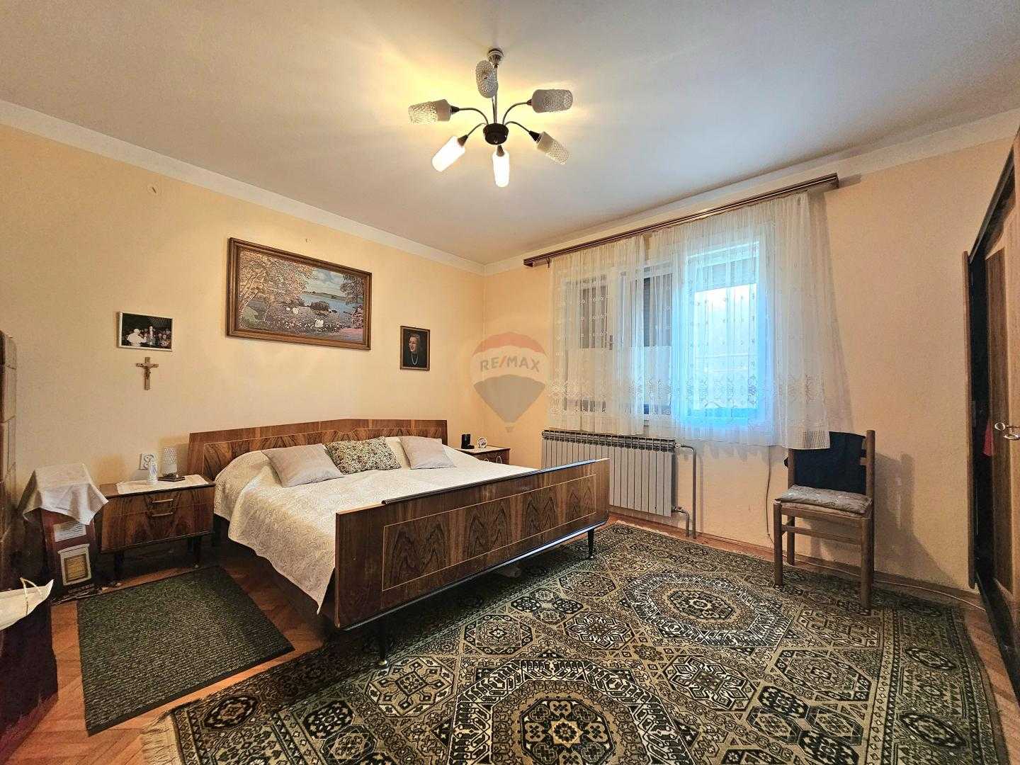 Dom w Zagreb,  12535334