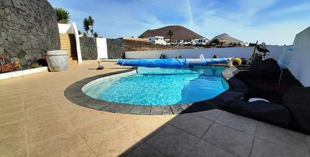 House in Tias, Canary Islands 12535575