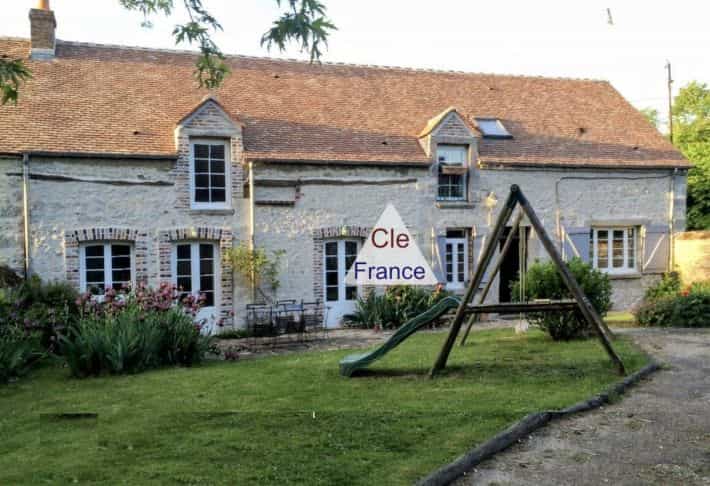 σπίτι σε Griselles, Centre-Val de Loire 12535812