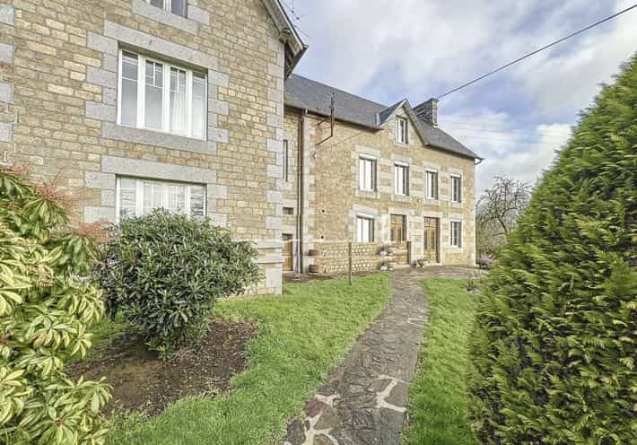 Dom w Romagny, Normandie 12535819