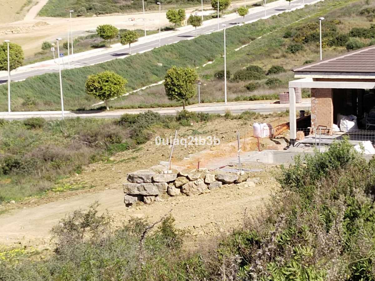 Land in Casares, Andalusia 12536204