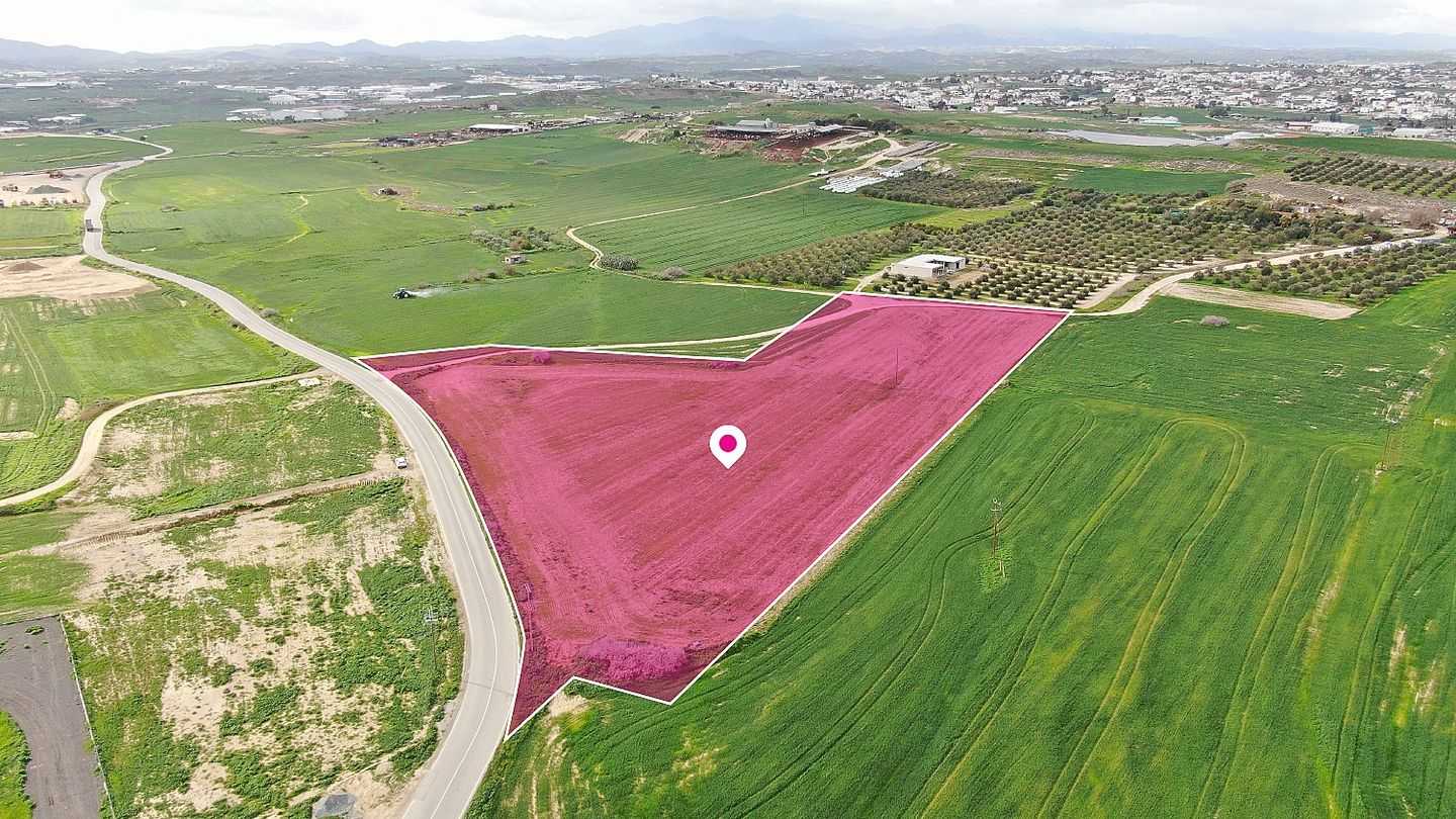 Tanah di Dali, Nicosia 12536643