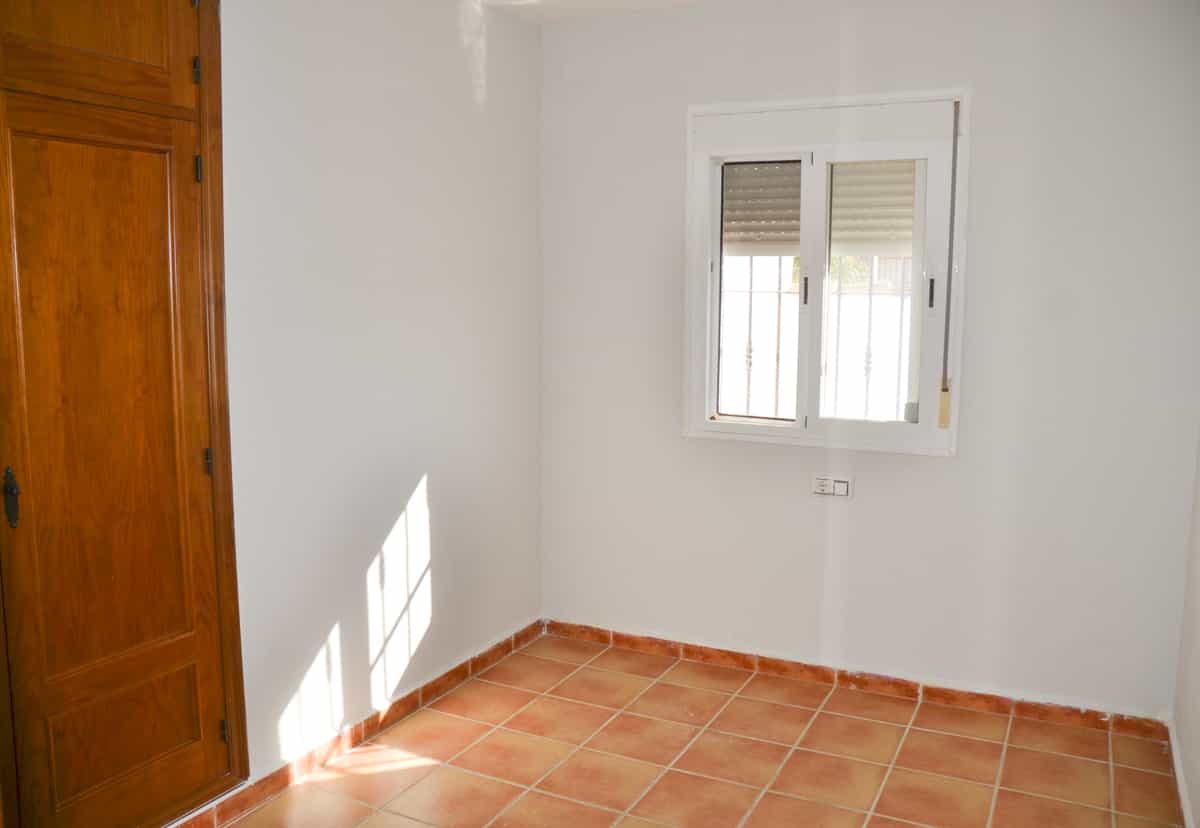 Будинок в Chiclana de la Frontera, Andalucía 12537125