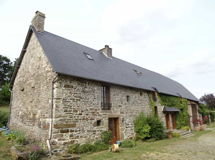 Dom w Barenton, Normandie 12537143