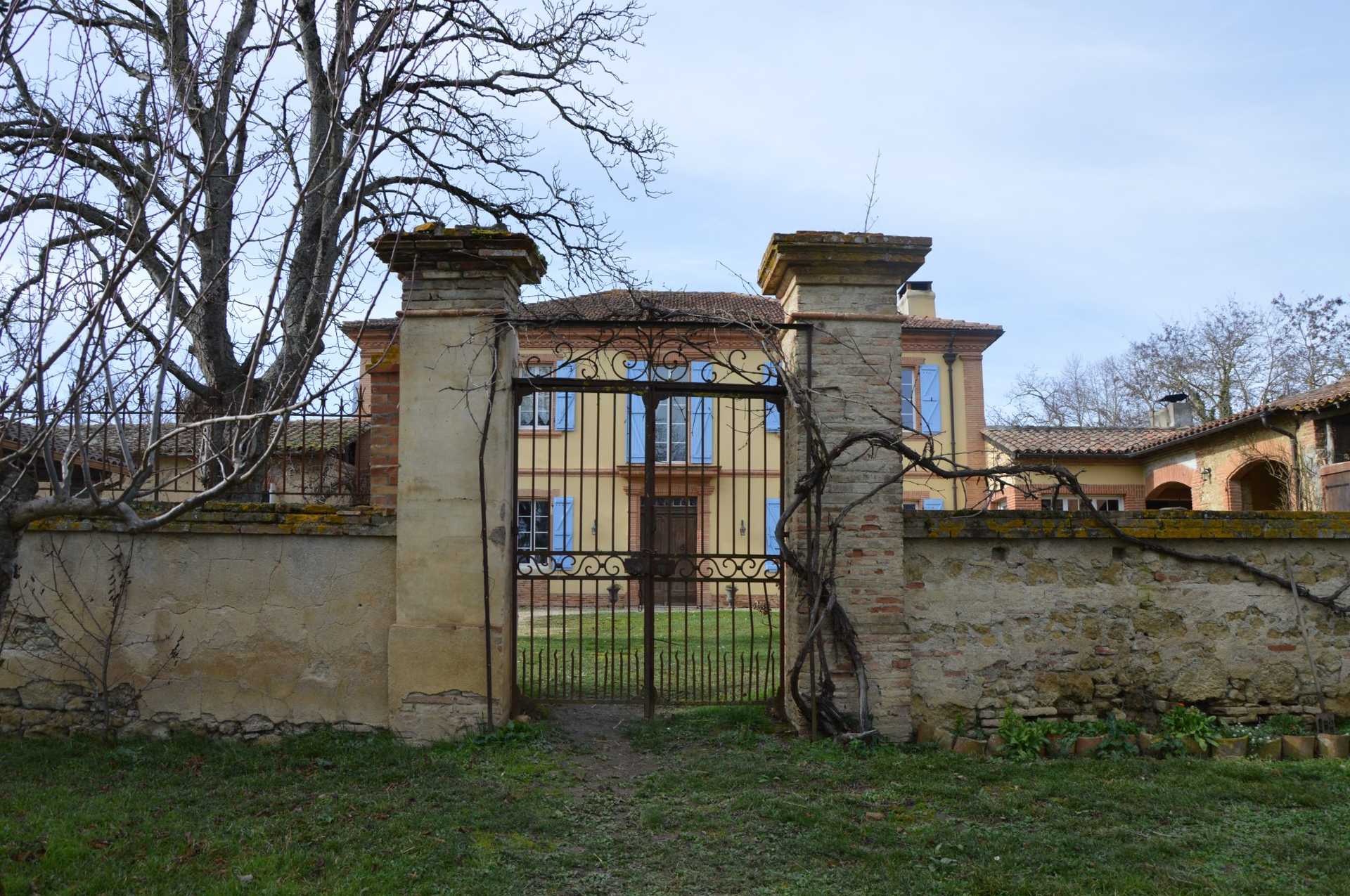 жилой дом в Lombez, Occitanie 12537645