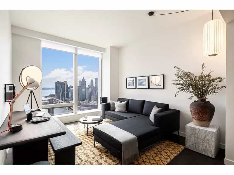 Condominium in New York, New York 12538344