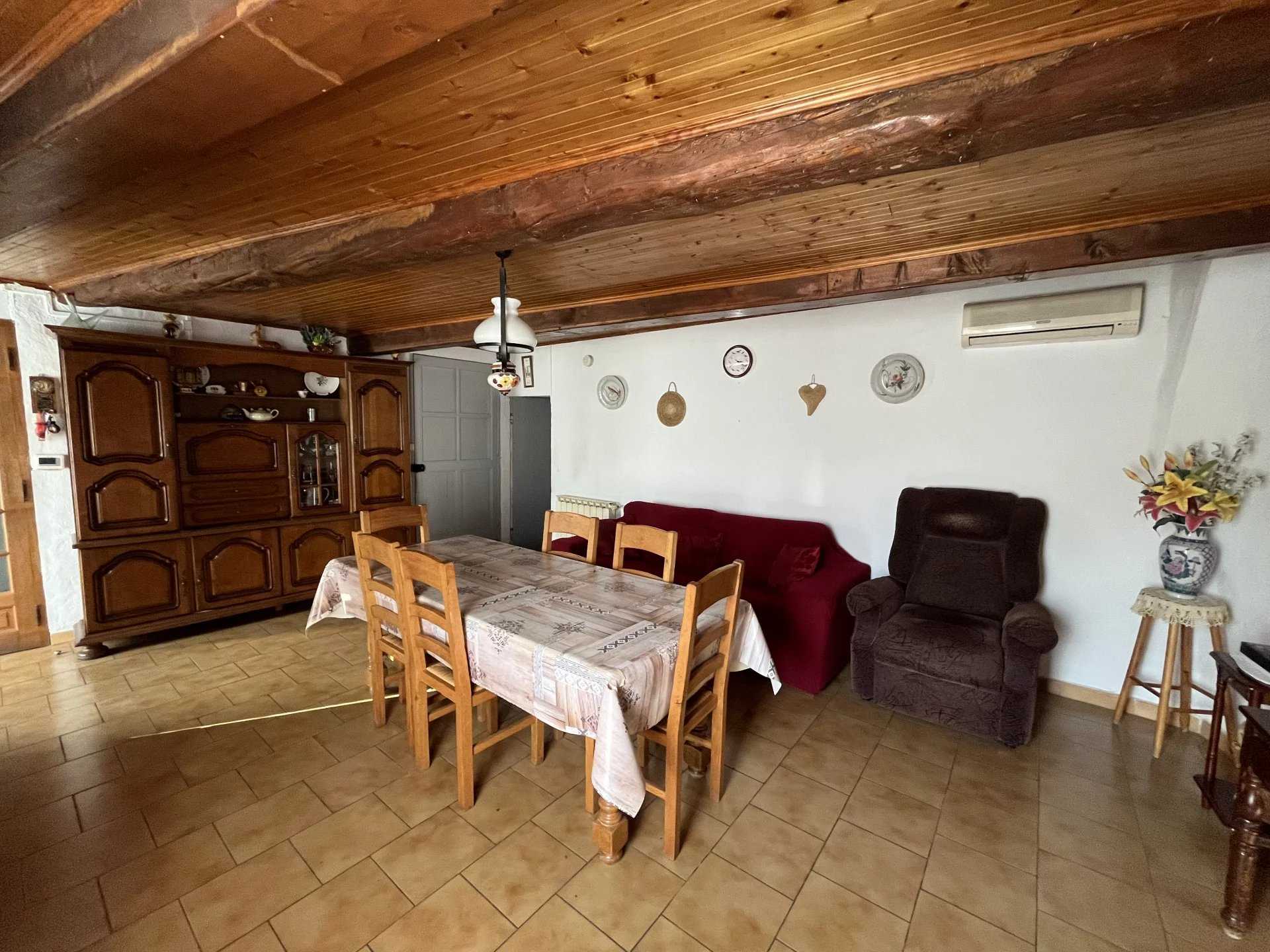 بيت في La Calmette, Gard 12538971