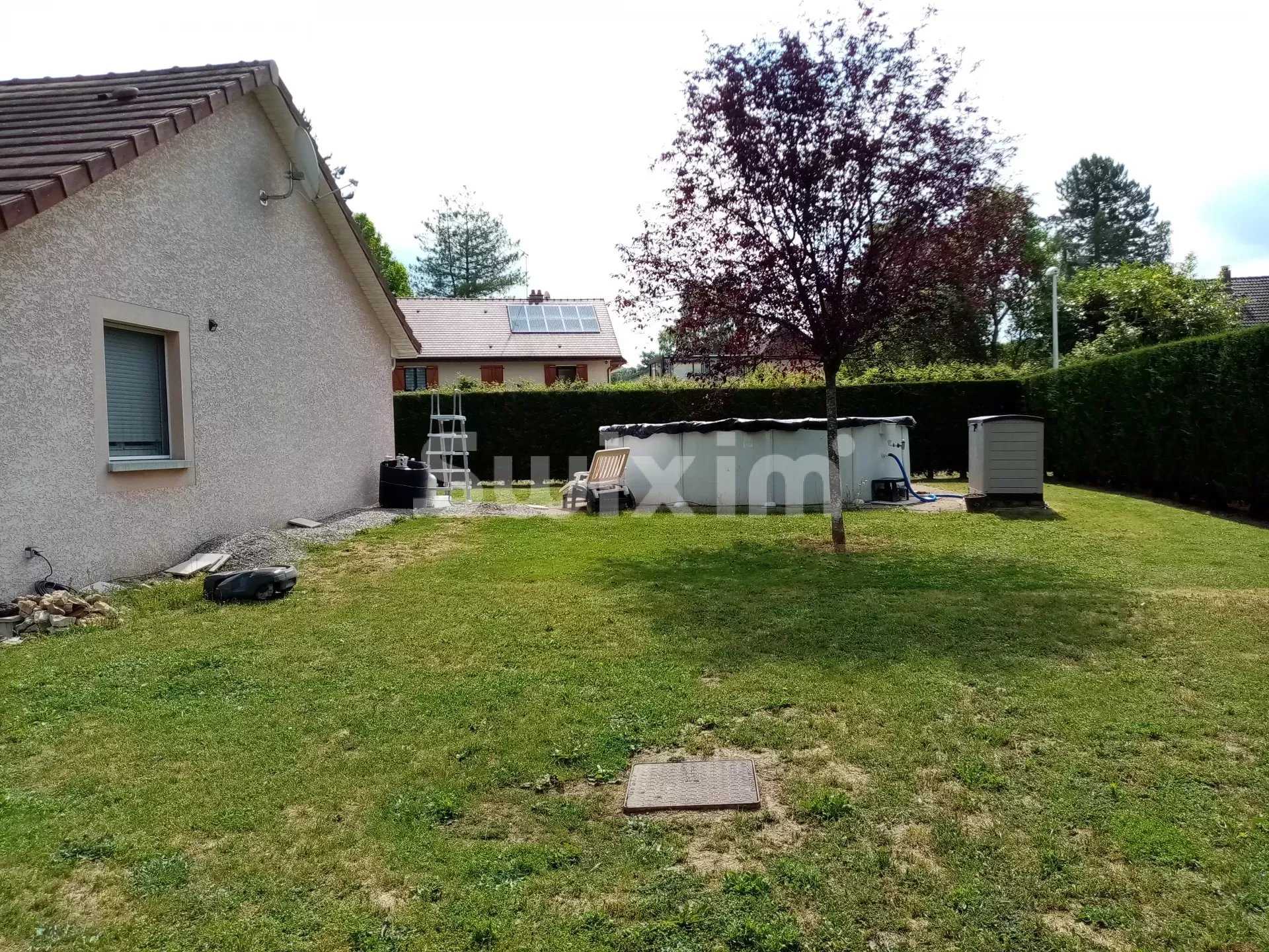 Hus i Lons-le-Saunier, Jura 12538982