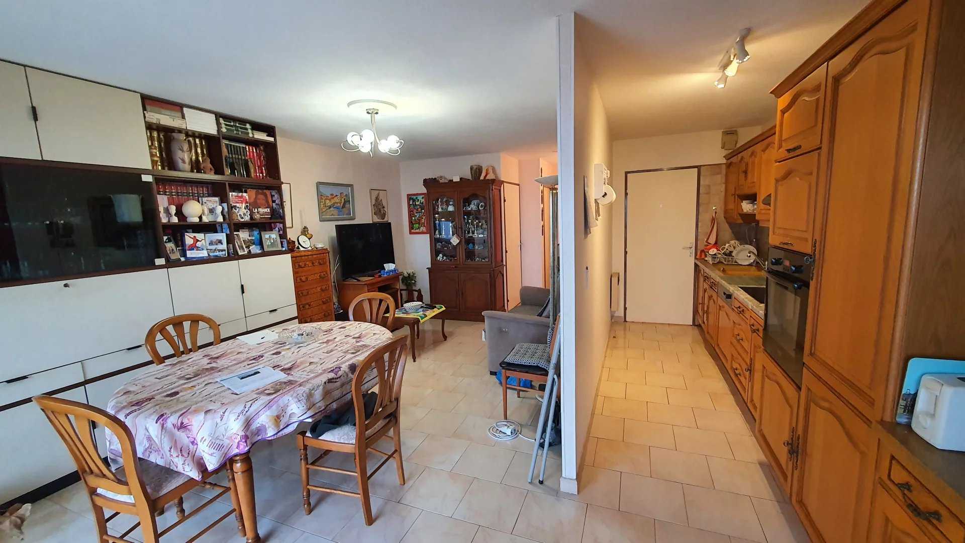 Condominium in Cap-d'Ail, Provence-Alpes-Cote d'Azur 12538991