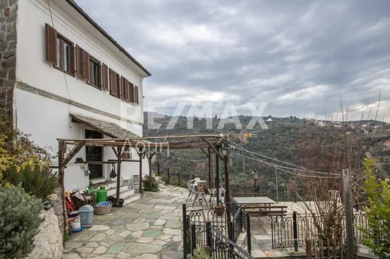 Condominium in Agios Onoufrios,  12540049