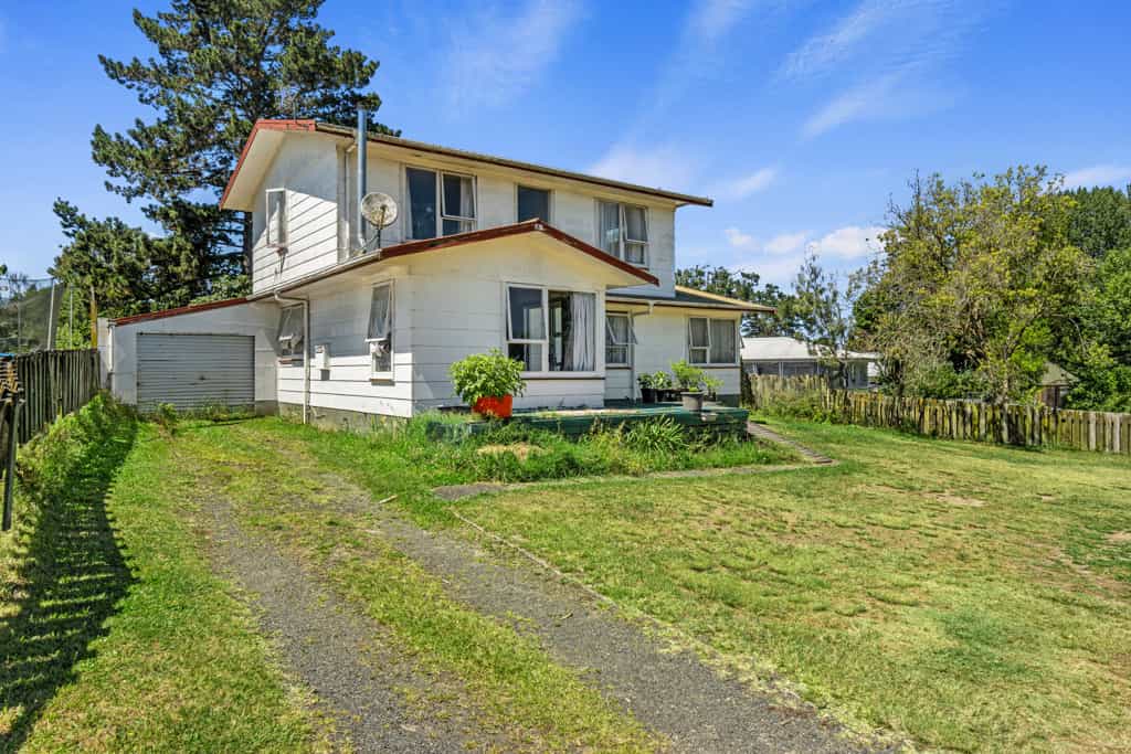Condominium in Hamilton, Waikato 12540583