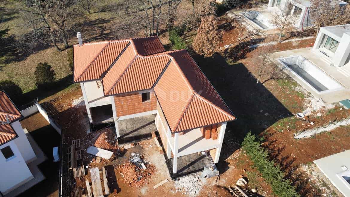 House in Kastelir, Istarska Zupanija 12540773