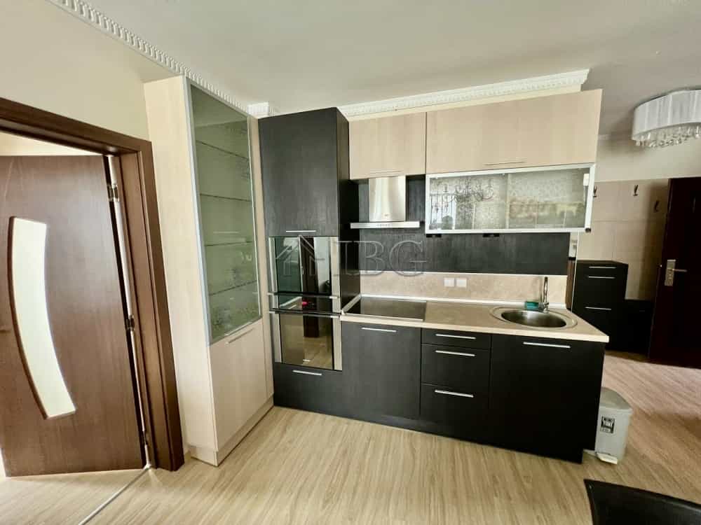 Condominium in Byala, Varna 12541324