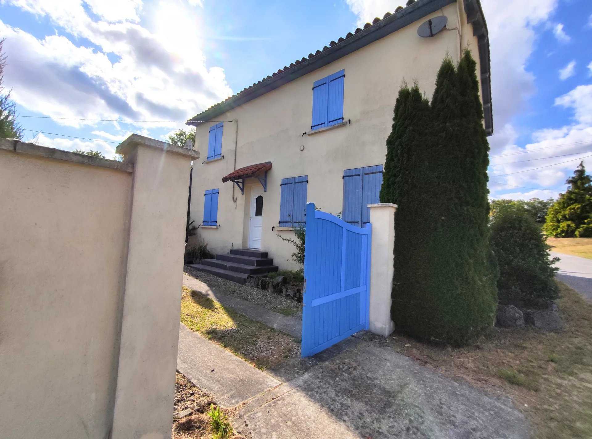 Rumah di Chanteloup, Nouvelle-Aquitaine 12541417