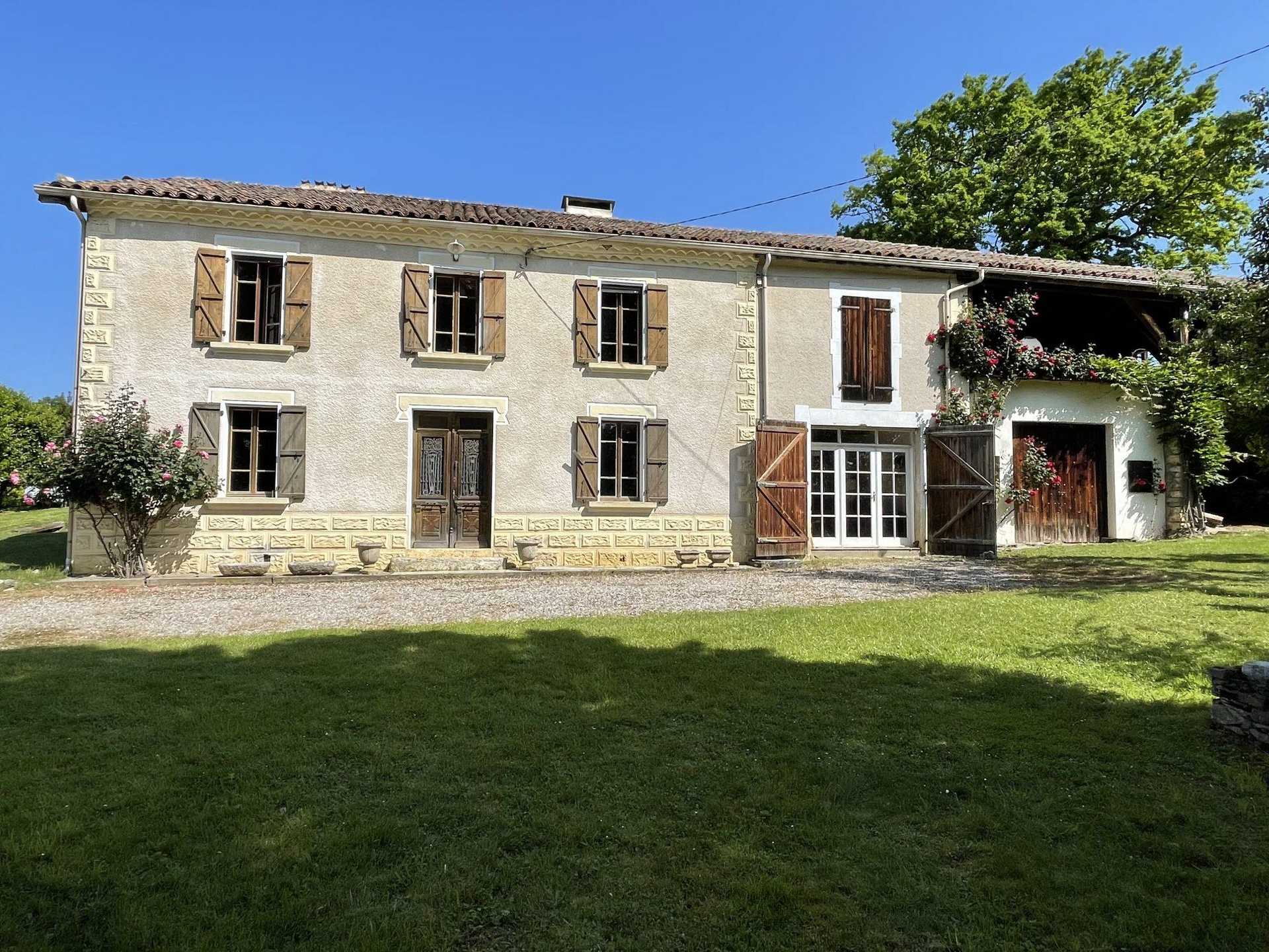 rumah dalam Boulogne-sur-Gesse, Occitanie 12541452