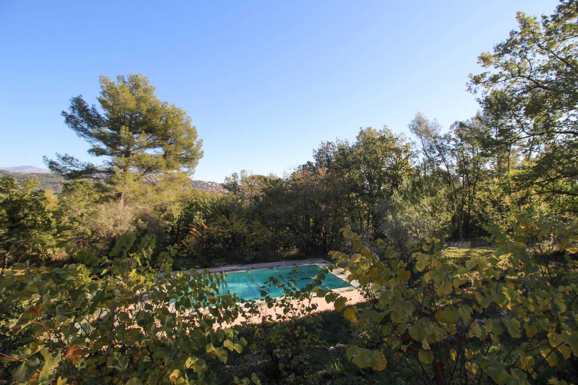 Rumah di Fayence, Provence-Alpes-Cote d'Azur 12541469