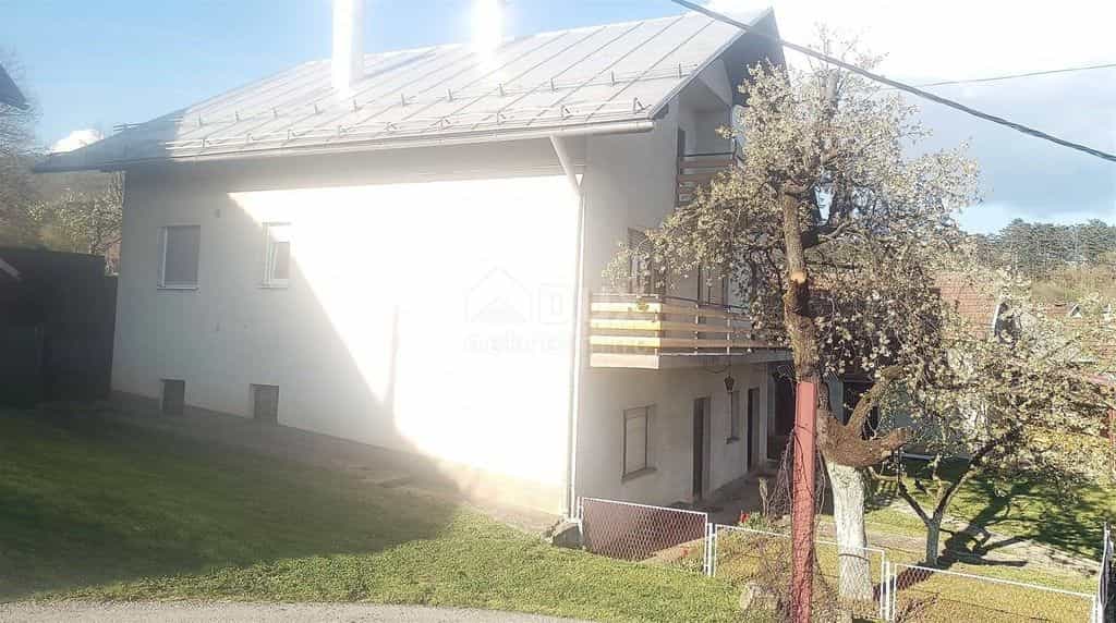 σπίτι σε Otočac, Lika-Senj County 12542008