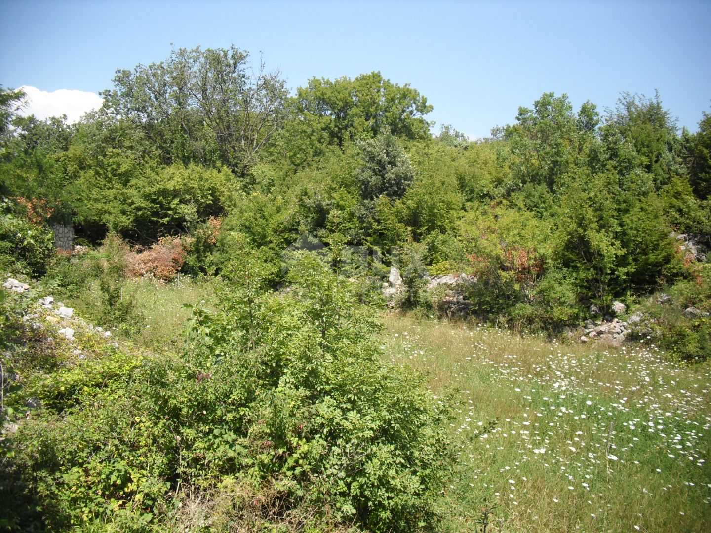 Tanah dalam Dobrinj, Primorsko-Goranska Zupanija 12542011