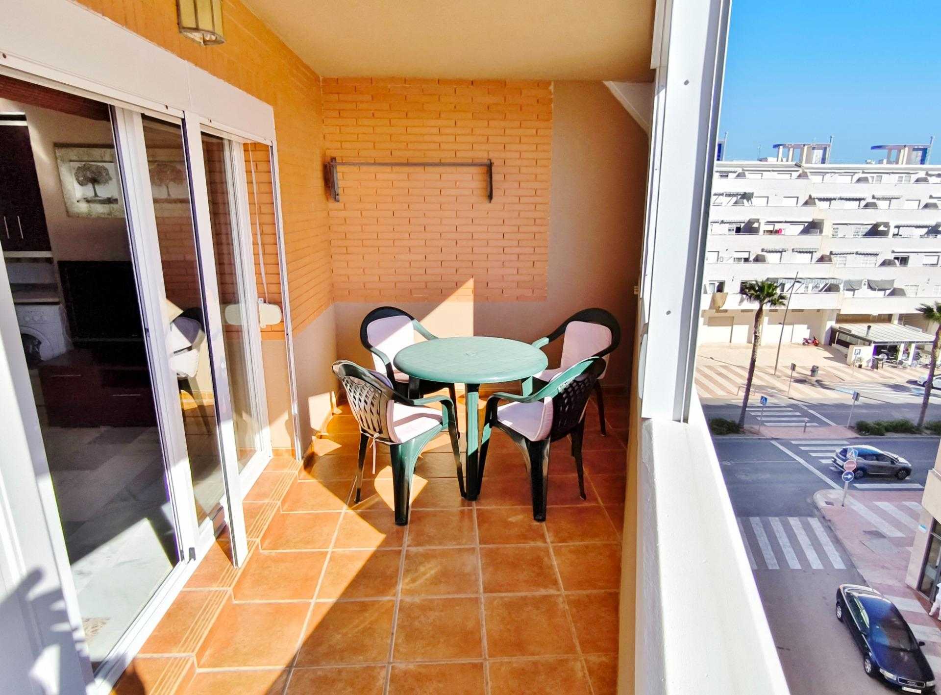 Condominium in Roquetas de Mar, Andalusia 12542117
