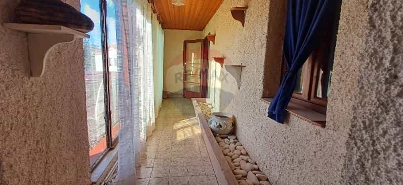 Talo sisään Pula, Istria County 12542590