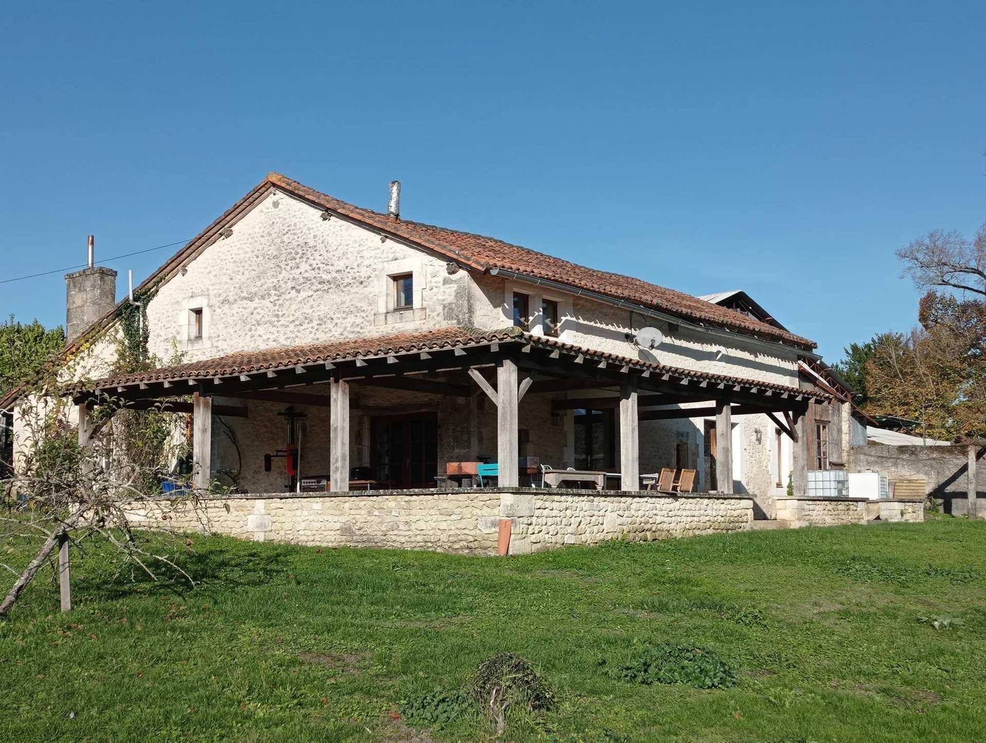 σπίτι σε Verteillac, Nouvelle-Aquitaine 12543287
