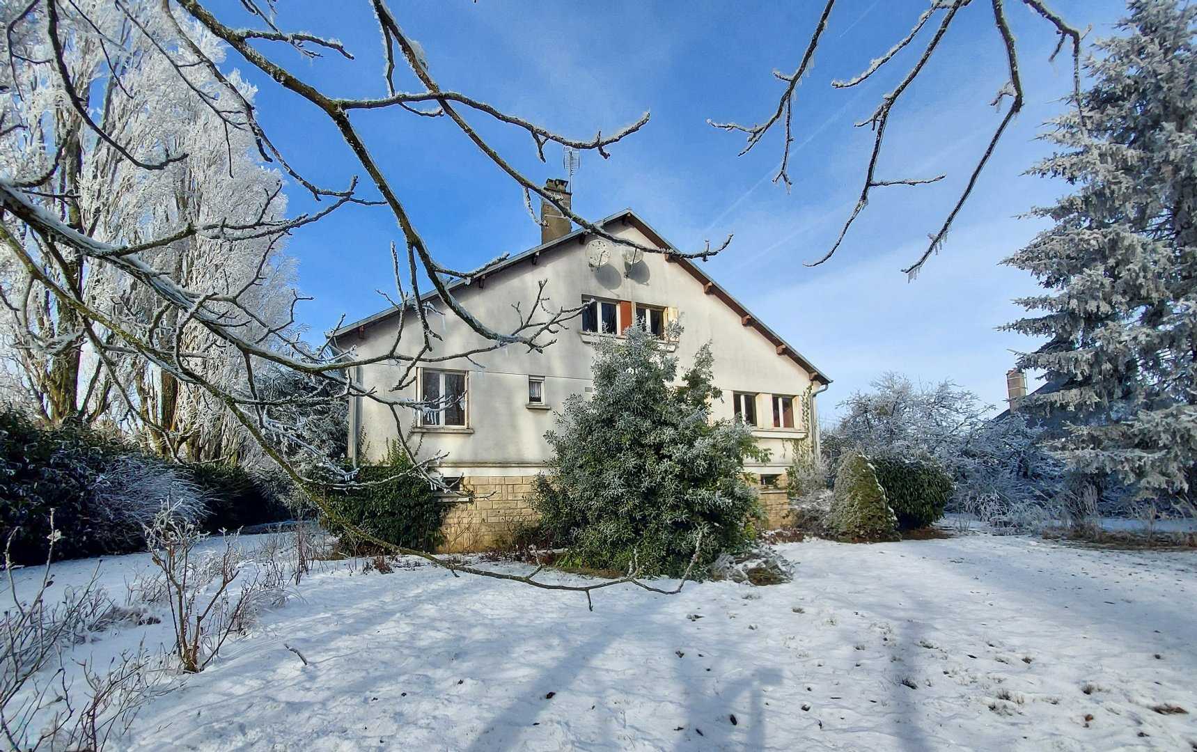 Будинок в Grandvilliers, О-де-Франс 12544221