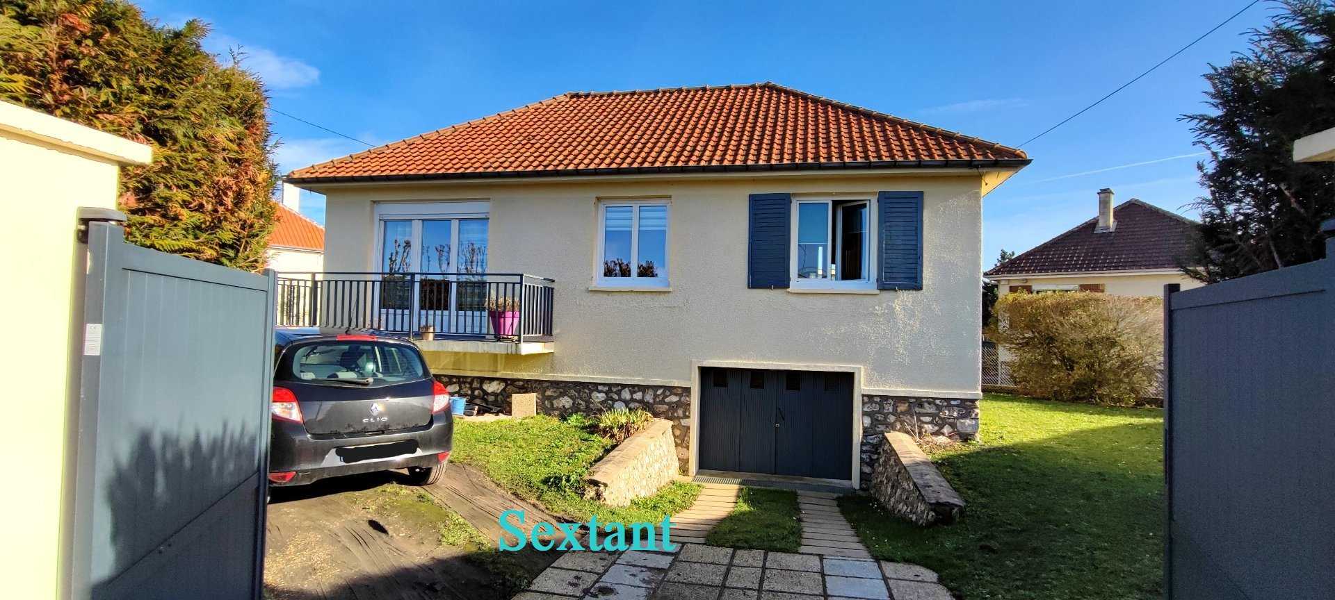 House in Saint-Pierre-les-Elbeuf, Normandie 12544243