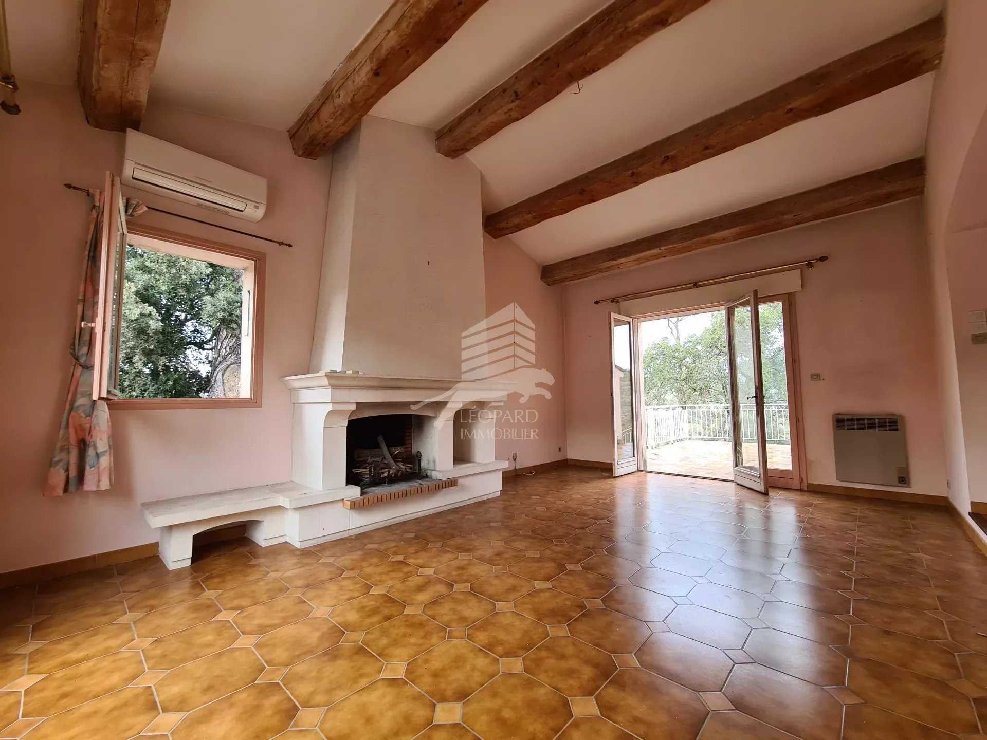 Hus i Saint-Raphael, Provence-Alpes-Cote d'Azur 12544554