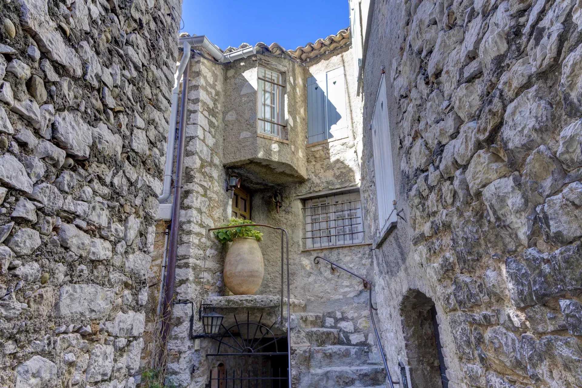 loger dans Saint Paul de Vence, Provence-Alpes-Côte d'Azur 12544568