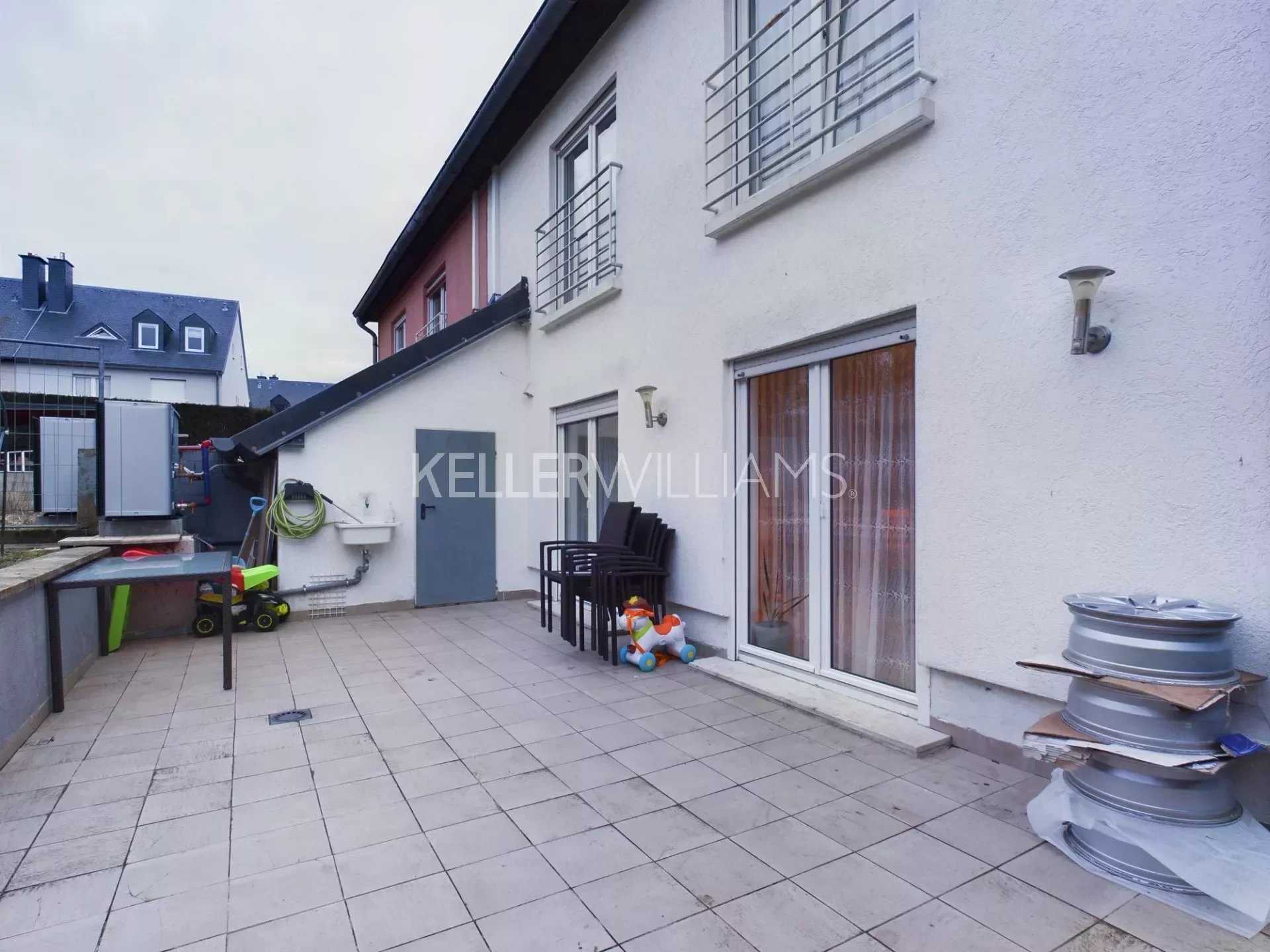 Multiple Houses in Bertrange, Luxembourg 12544573