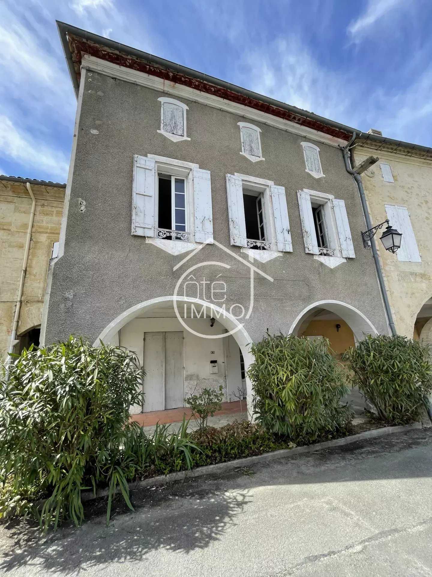 House in Bossugan, Nouvelle-Aquitaine 12544588