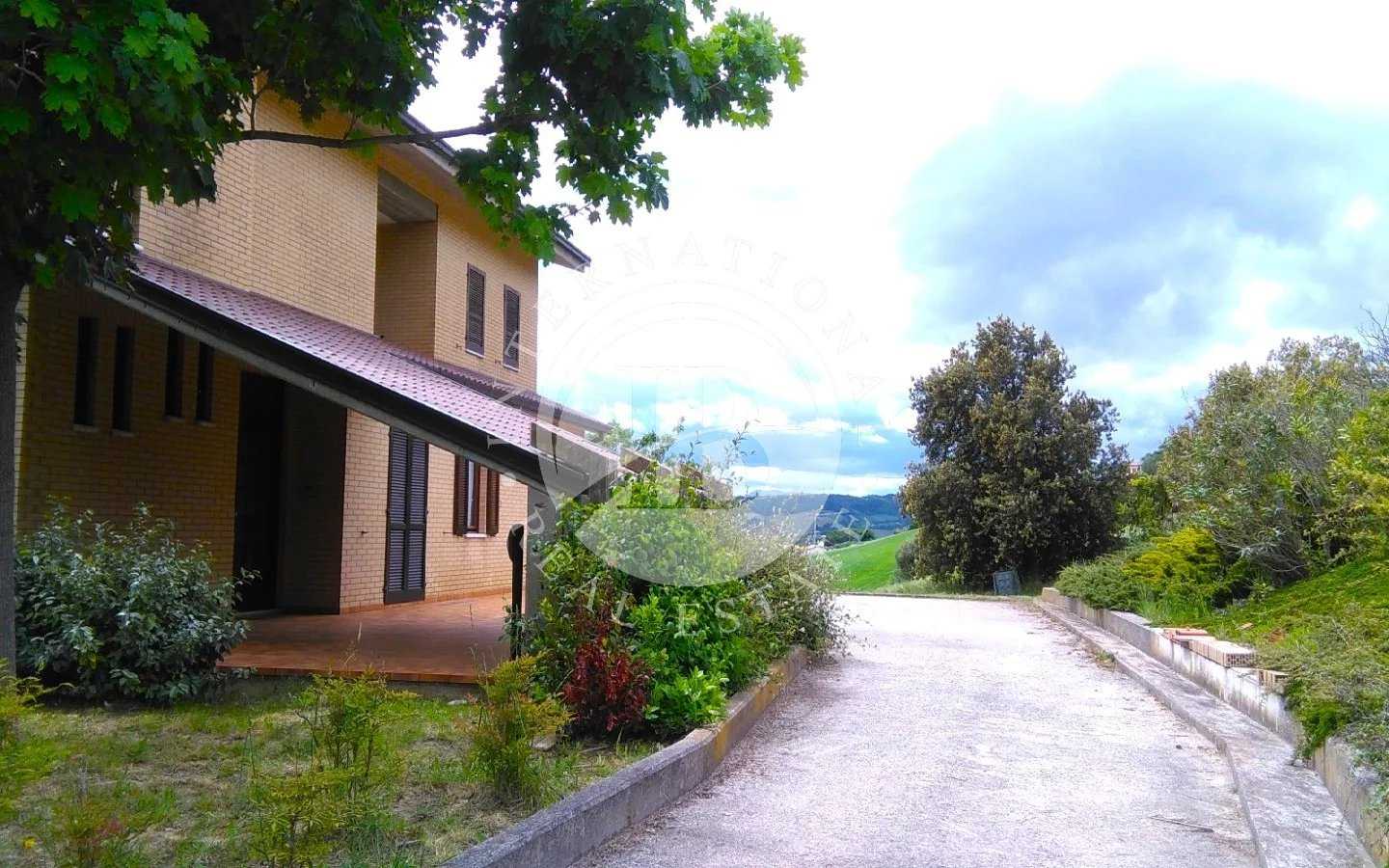 Condominium in Altidona, Marche 12544594