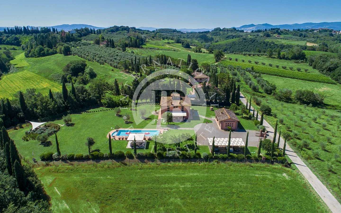 Casa nel Peccioli, Tuscany 12544597