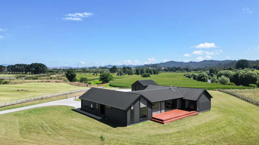 Condominium in Te Kowhai, Waikato 12545581