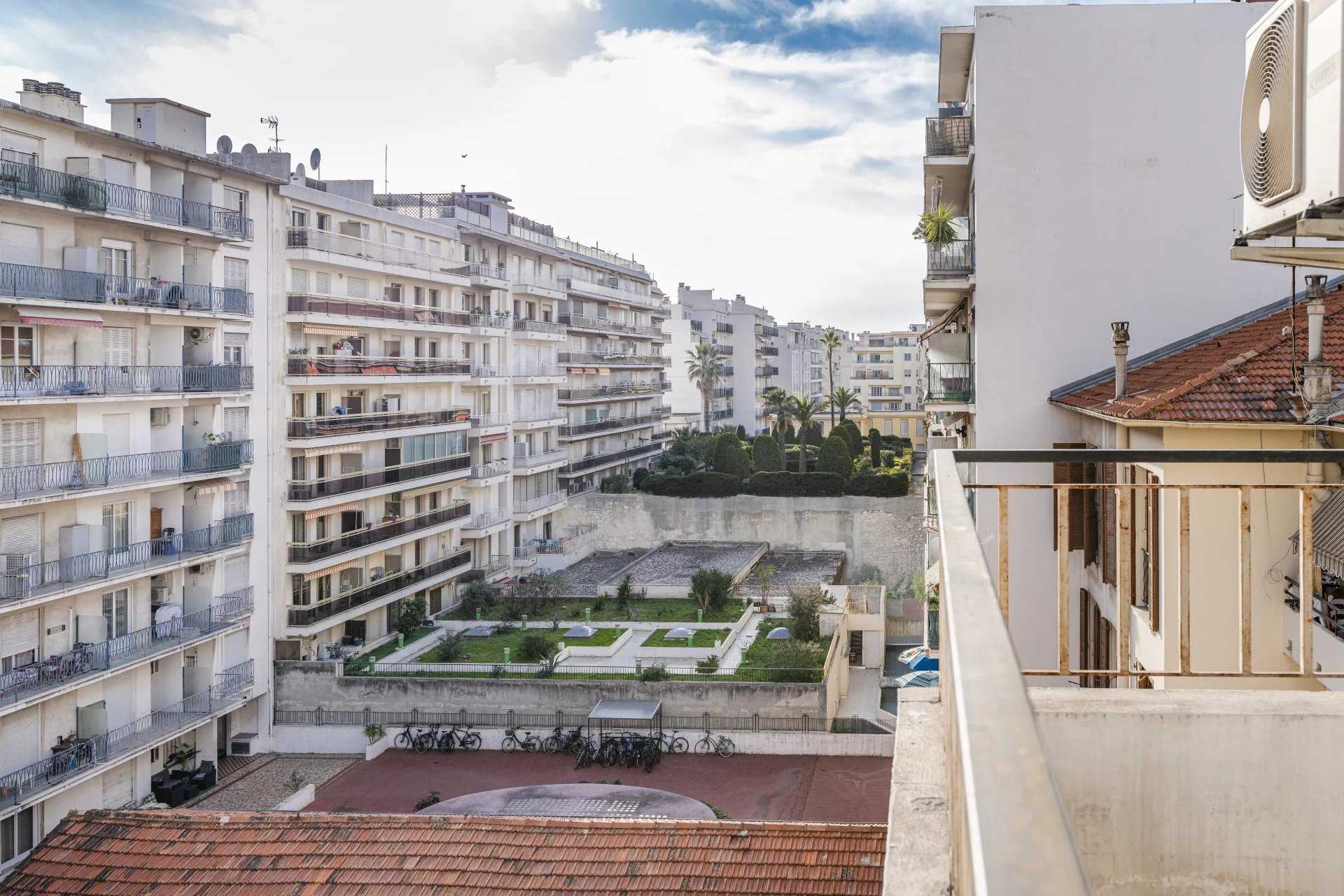 公寓 在 Nice, Alpes-Maritimes 12546440